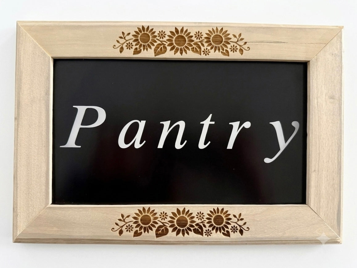 Engraved 12"x8" Pantry Sign with Floral Frame – Metal & Wood Kitchen Décor